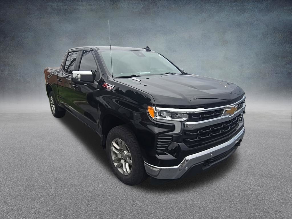 Used 2024 Chevrolet Silverado 1500 LT w/ Z71 Off-Road Package AWD/4WD image 2