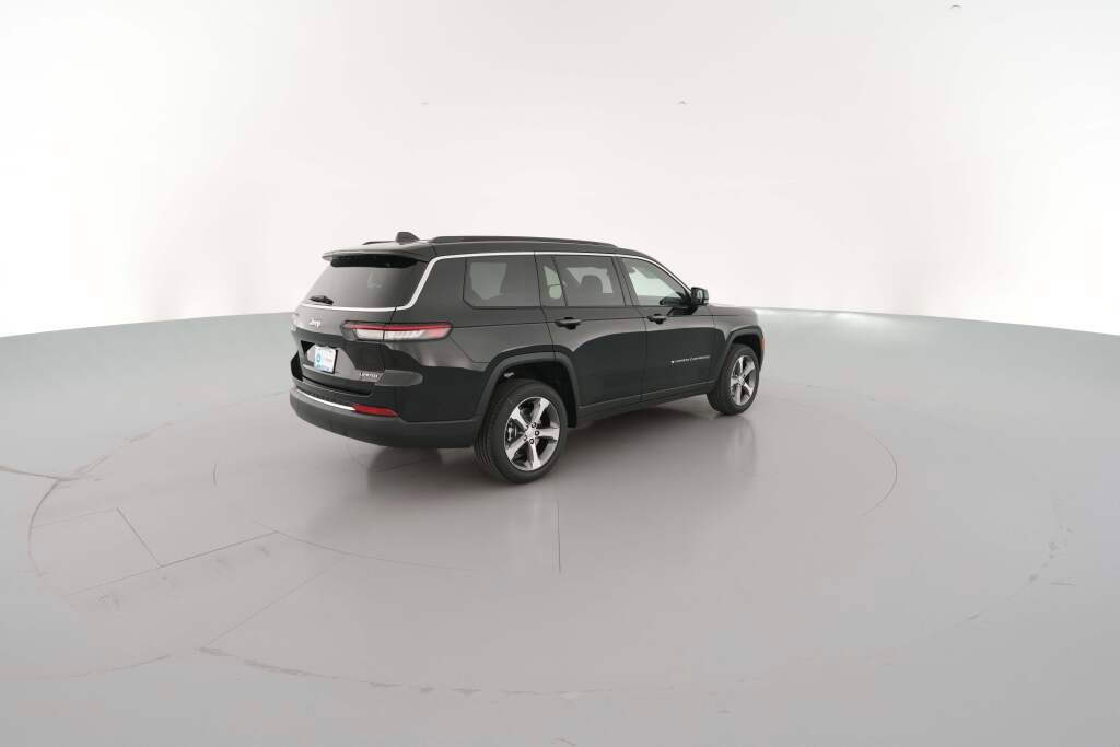 New 2025 Jeep Grand Cherokee L Limited image 12