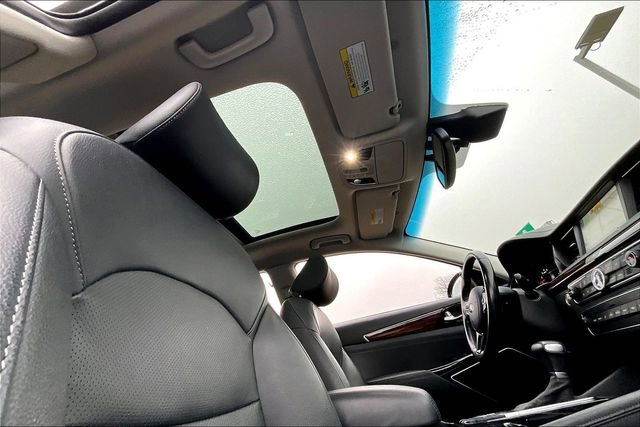 Used 2019 Kia Cadenza Technology image 22
