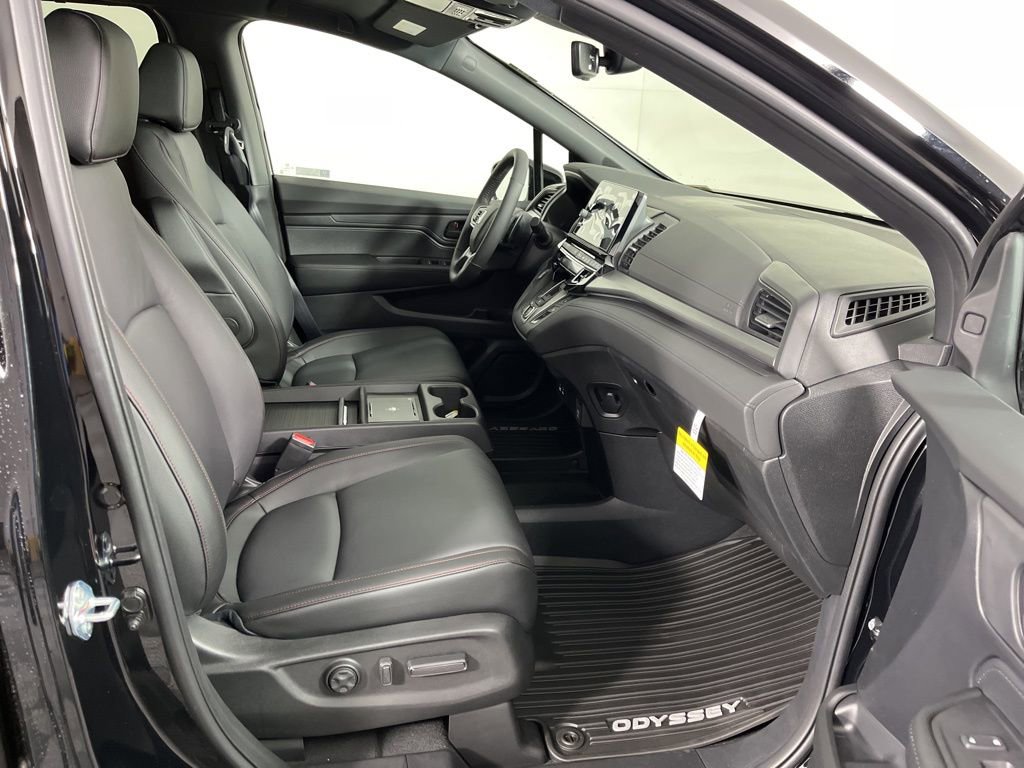 New 2026 Honda Odyssey Sport-L image 8