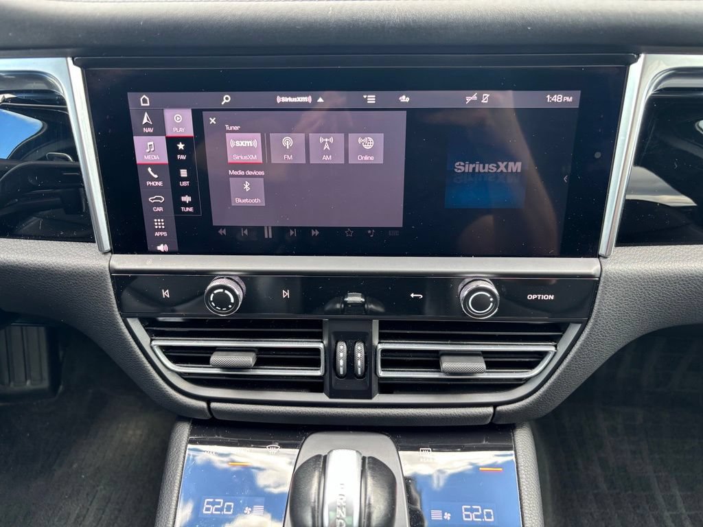 Certified 2023 Porsche Macan S AWD/4WD image 33