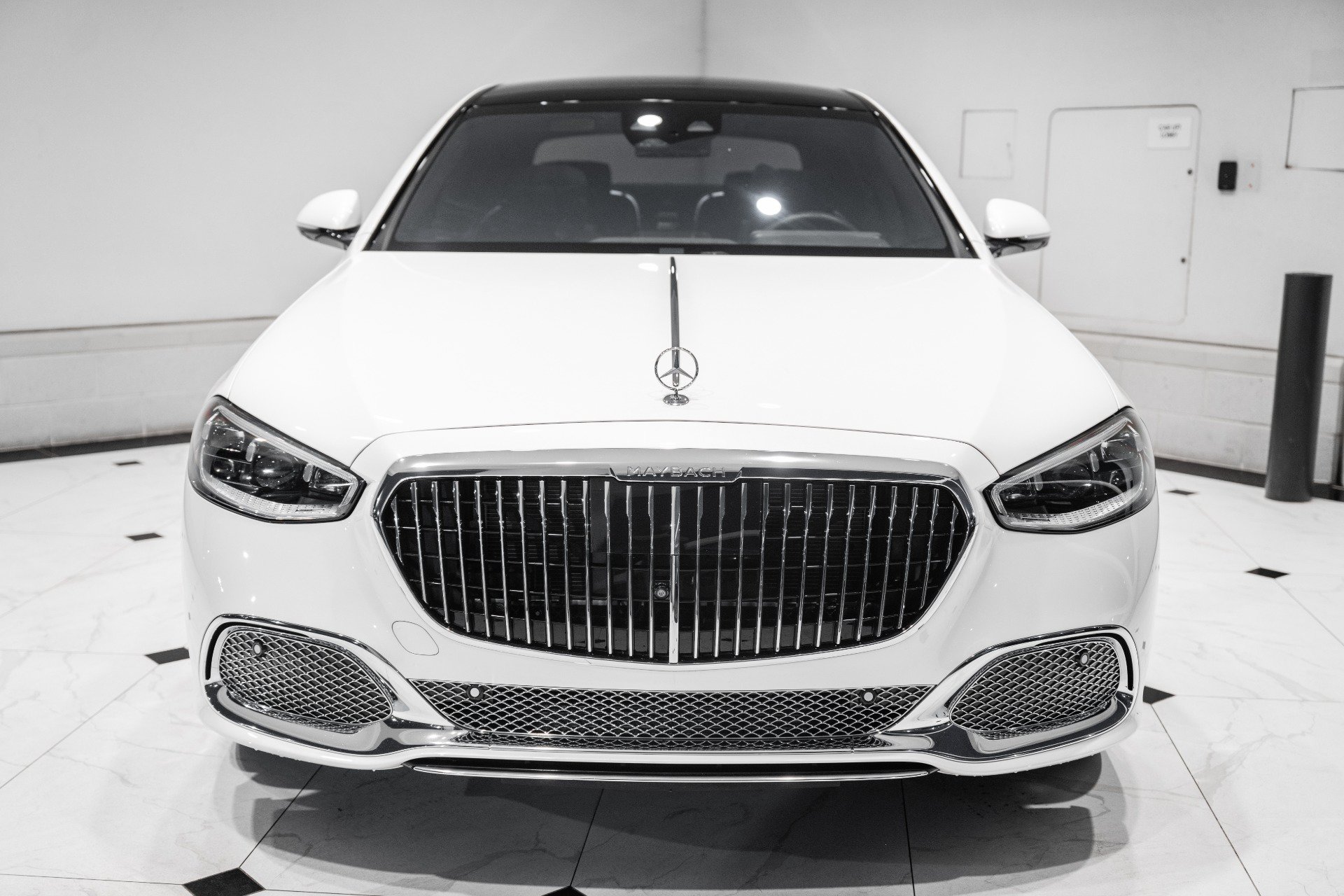 Used 2023 Mercedes-Benz Maybach S 680 4MATIC image 4