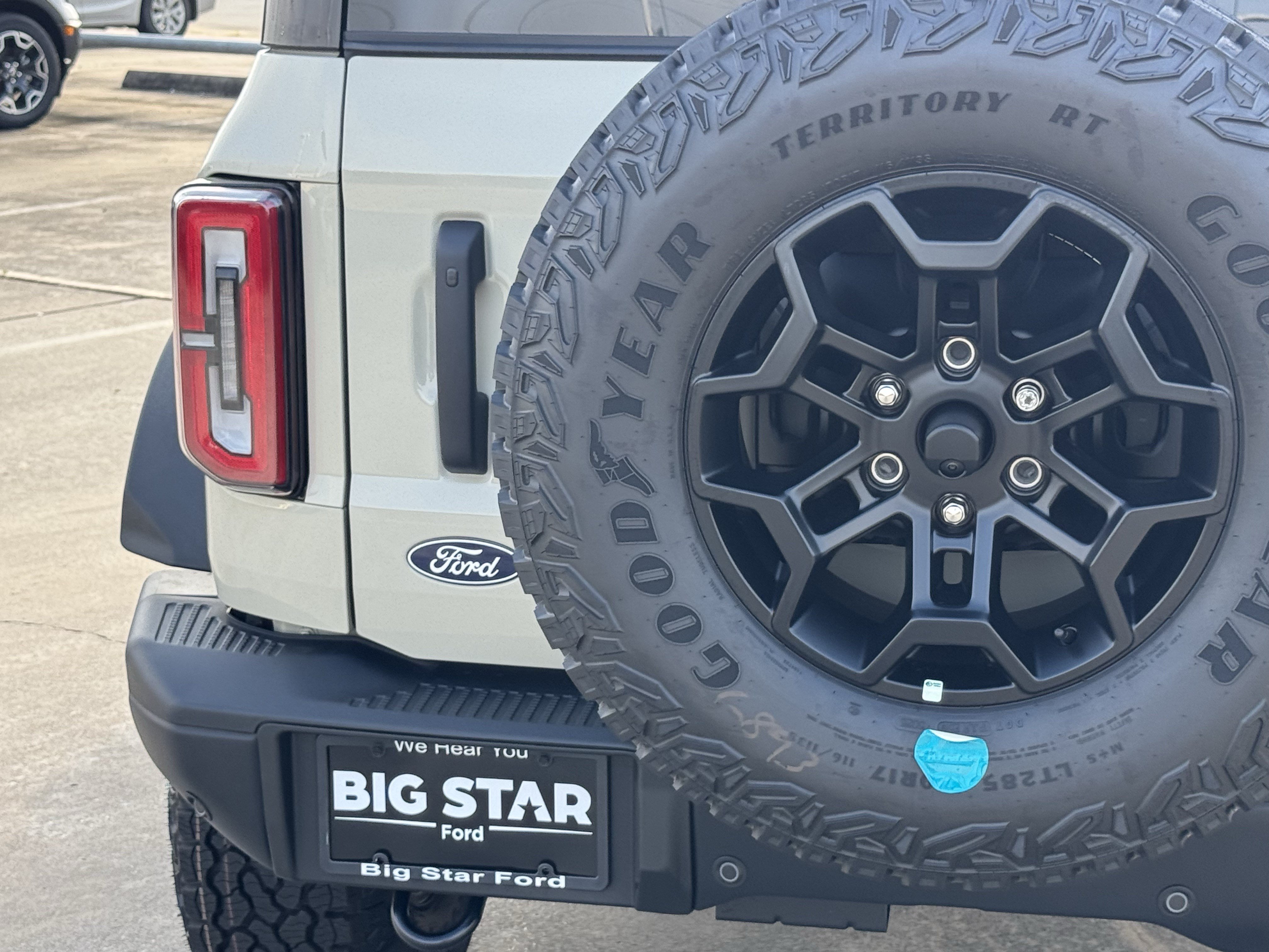 New 2026 Ford Bronco Badlands AWD/4WD image 11