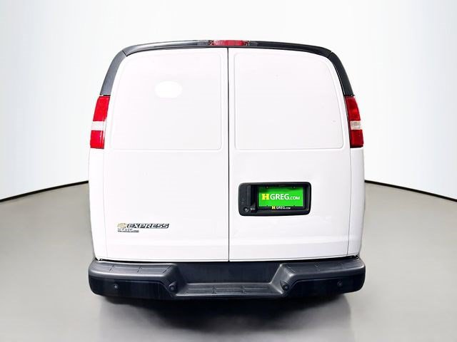 Used 2021 Chevrolet Express 2500 RWD image 8