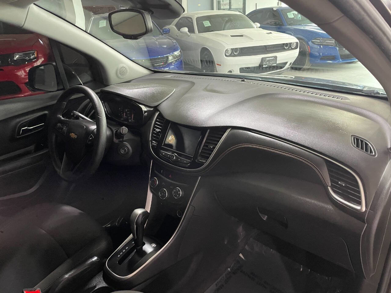 Used 2020 Chevrolet Trax LT image 30