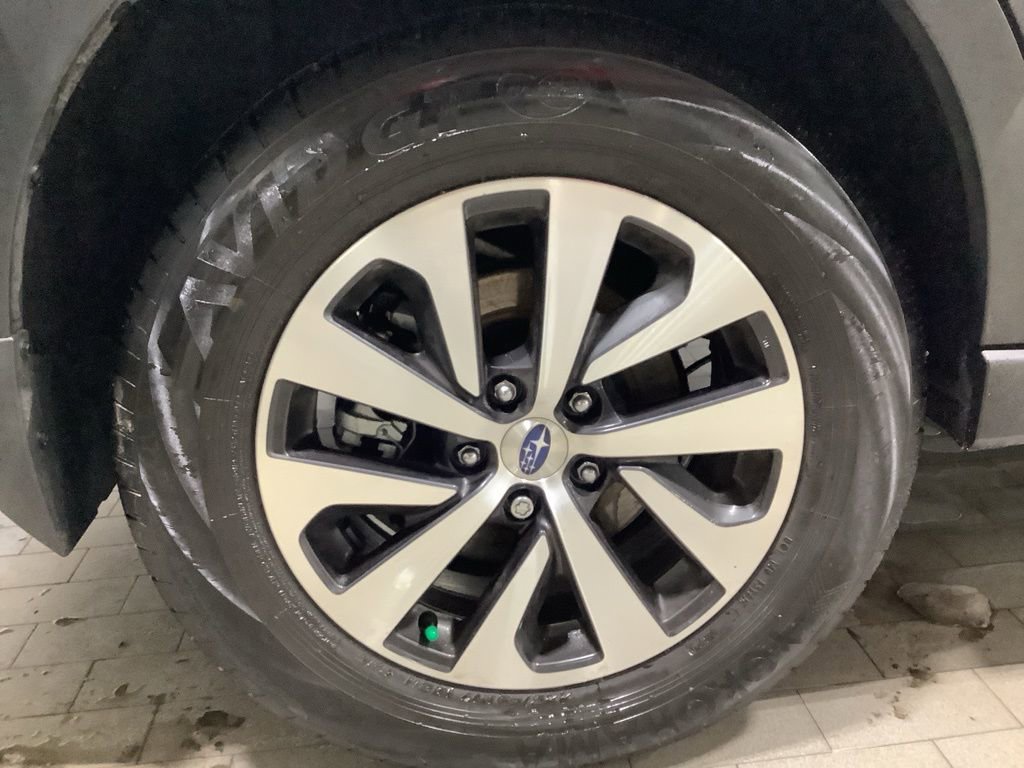 Used 2025 Subaru Outback Premium image 24