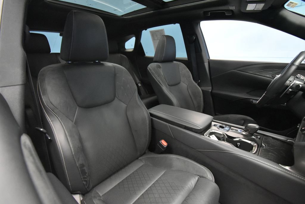 Used 2024 Lexus RX 350 w/ Convenience Package image 19