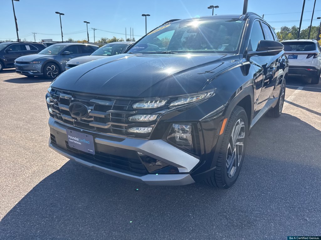 Used 2025 Hyundai Tucson Limited AWD/4WD image 17