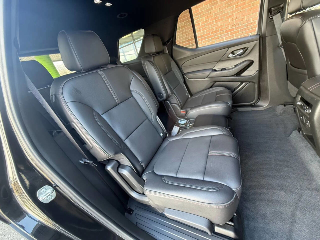 Used 2023 Chevrolet Traverse RS image 12