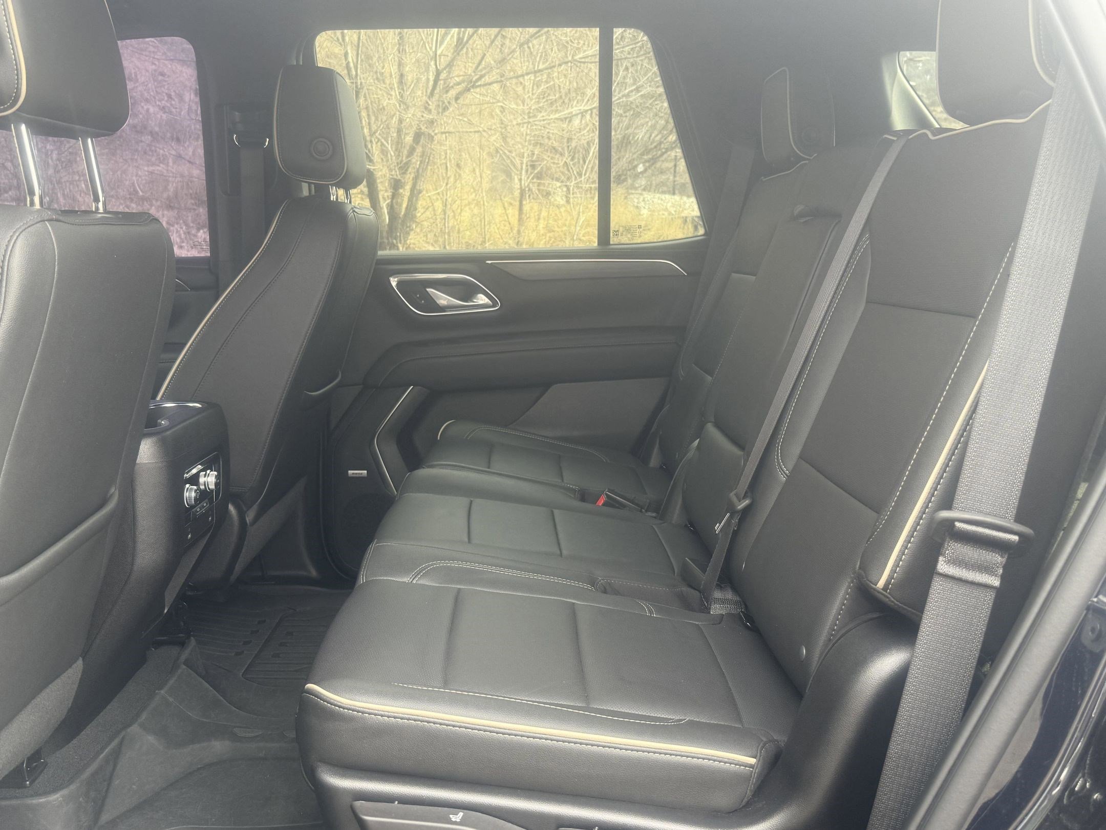 Used 2022 GMC Yukon SLT image 13