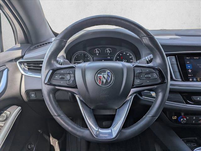 Used 2022 Buick Enclave Essence image 17