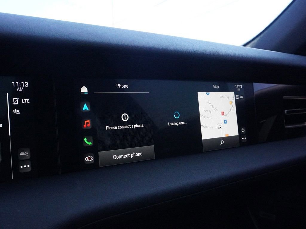 Used 2022 Porsche Taycan RWD image 59