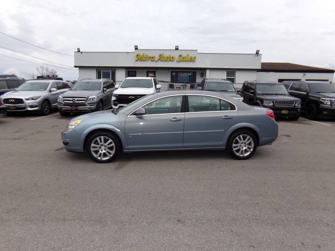 Used 2007 Saturn Aura XE w/ Preferred Pkg image 2