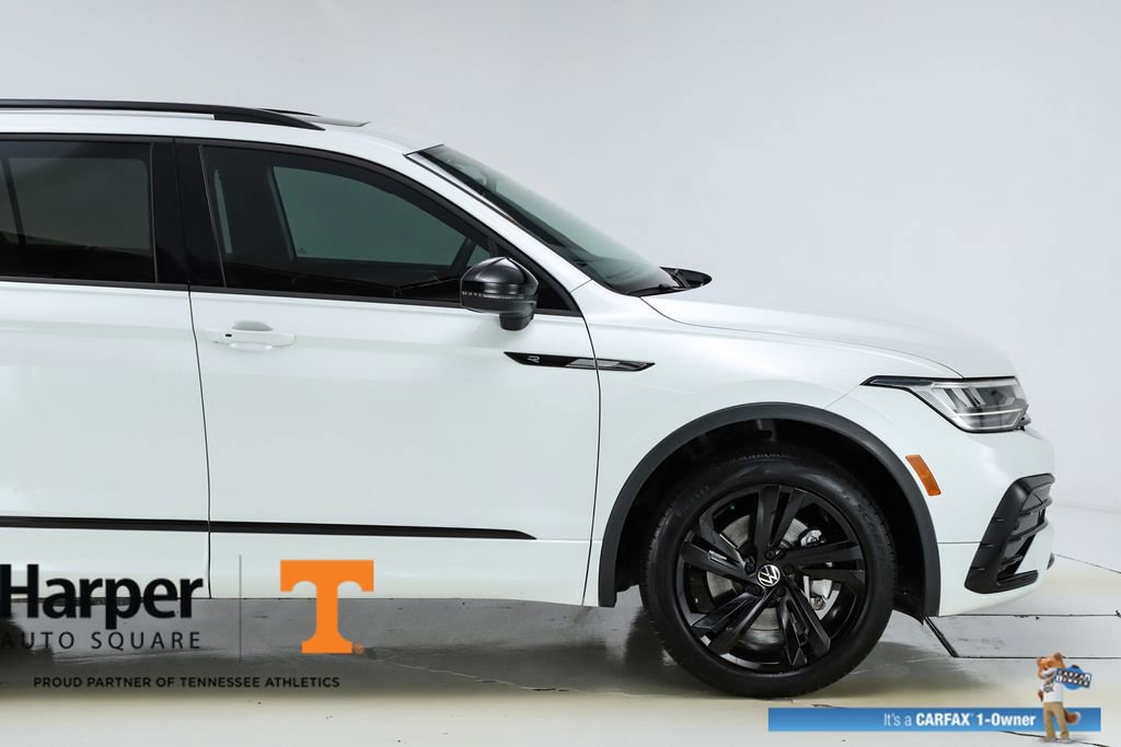 Used 2023 Volkswagen Tiguan SE R-Line image 12