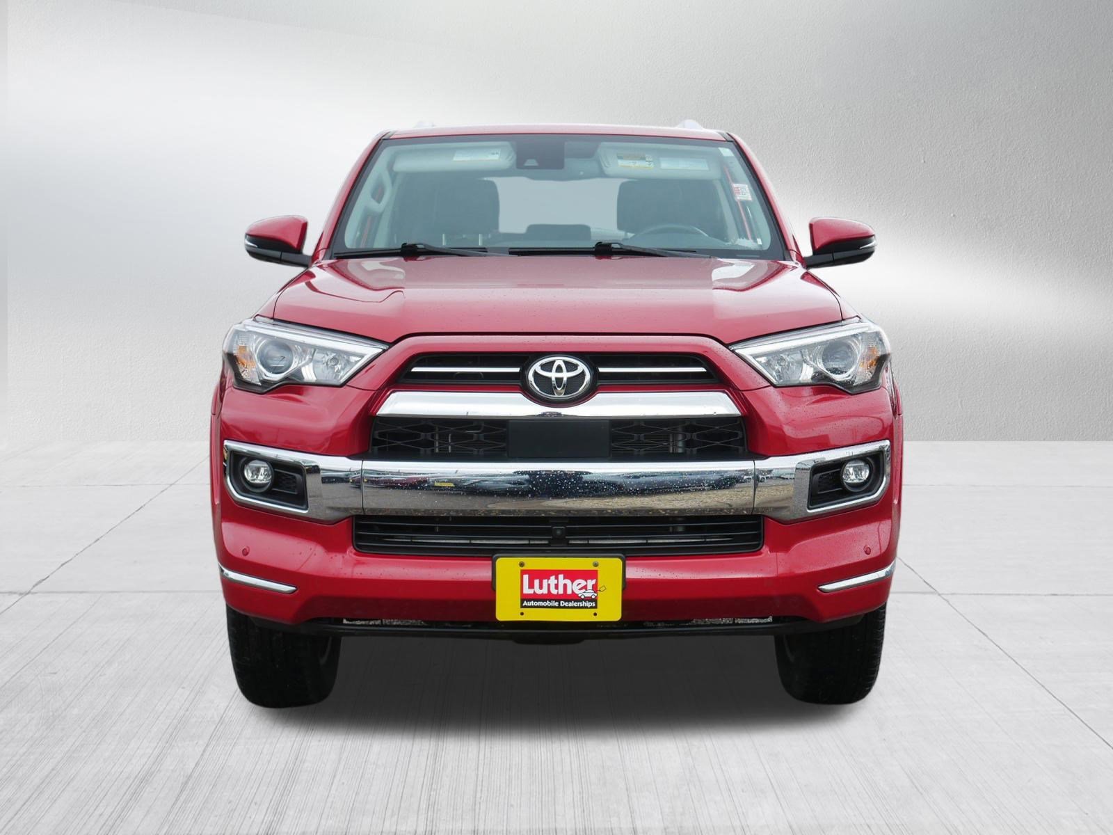 Used 2023 Toyota 4Runner Limited AWD/4WD image 2