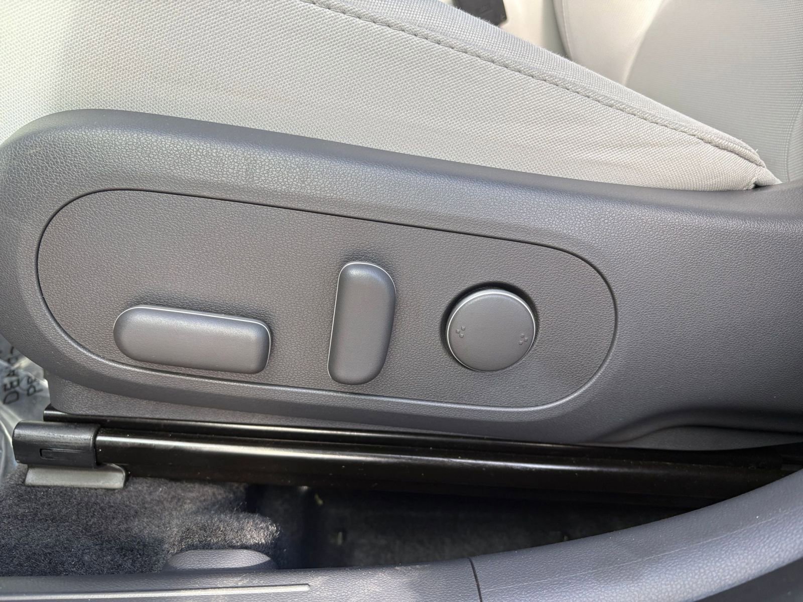 Used 2025 Hyundai Kona SEL image 23