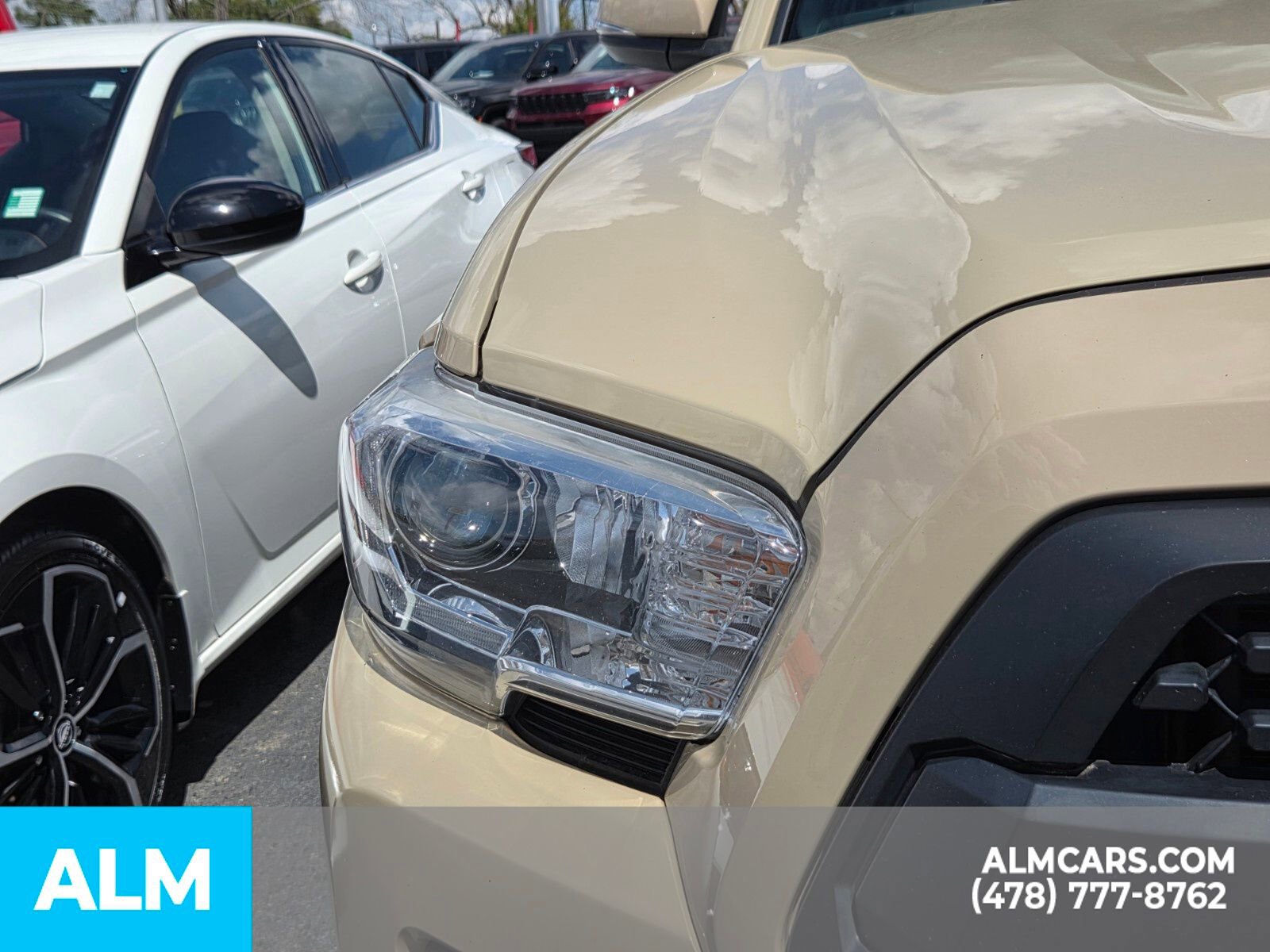 Used 2017 Toyota Tacoma TRD Off-Road image 23