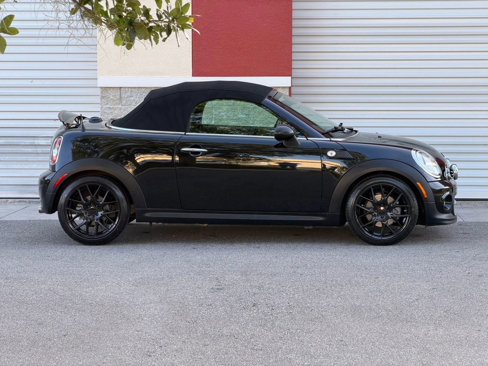 Used 2013 MINI Cooper Roadster FWD image 8