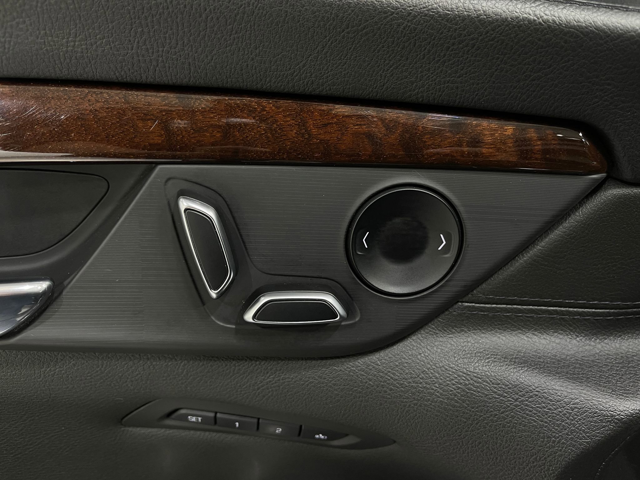 Used 2019 Cadillac CT6 Luxury w/ Driver Awareness Package image 19