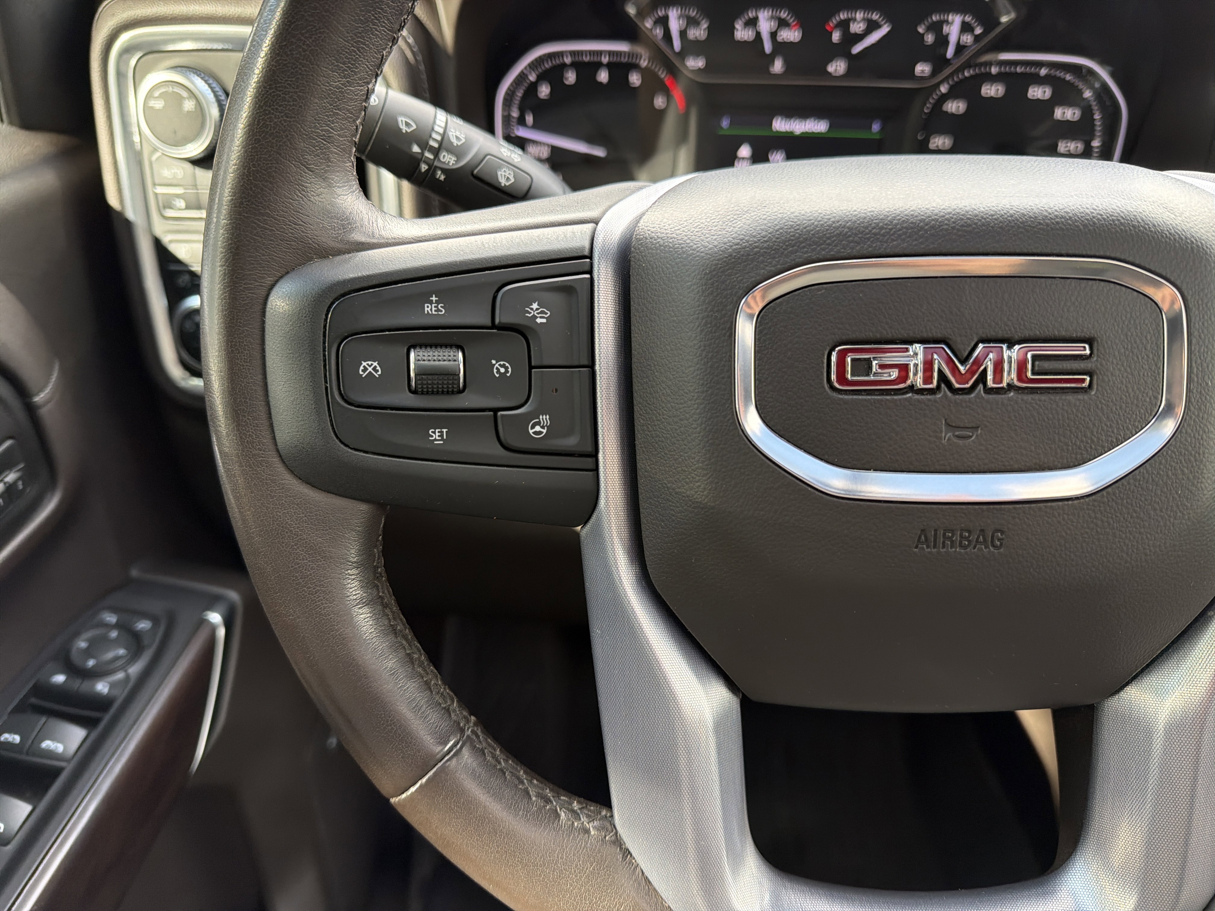 Used 2019 GMC Sierra 1500 SLT w/ SLT Premium Plus Package AWD/4WD image 19