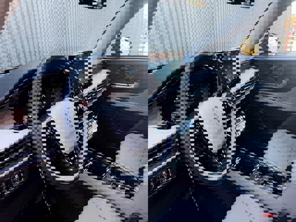 New 2026 Lincoln Corsair Grand Touring image 9