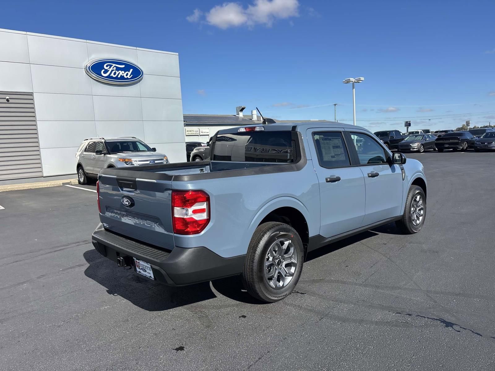 New 2025 Ford Maverick XLT w/ Equipment Group 301A image 7