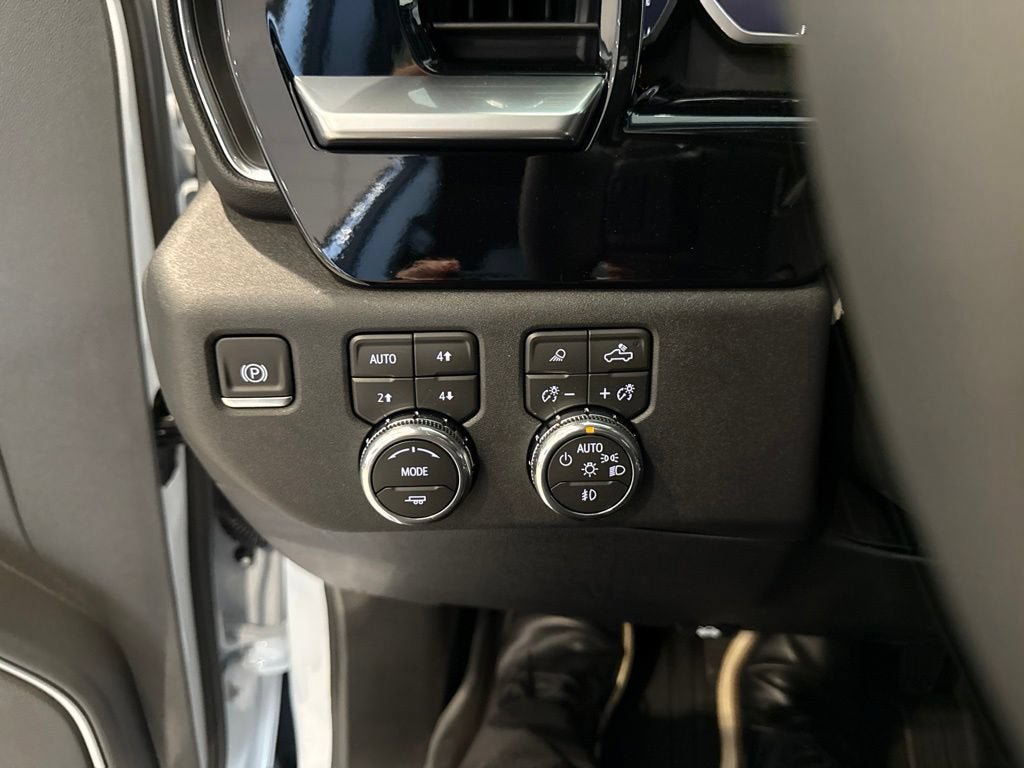 New 2026 GMC Sierra 1500 SLT w/ SLT Premium Plus Package AWD/4WD image 35