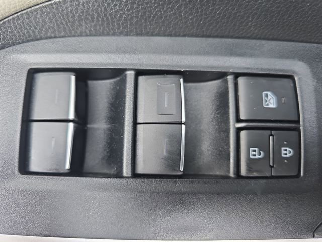 Used 2024 Toyota RAV4 XLE w/ Convenience Package image 28