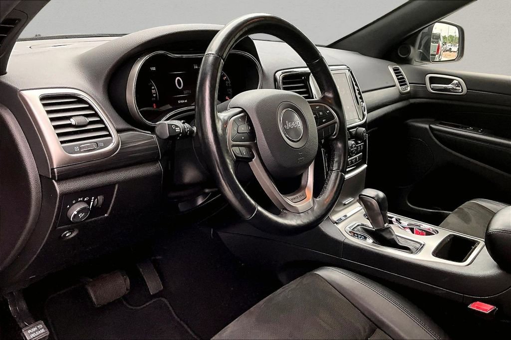 Used 2021 Jeep Grand Cherokee Laredo X AWD/4WD image 17
