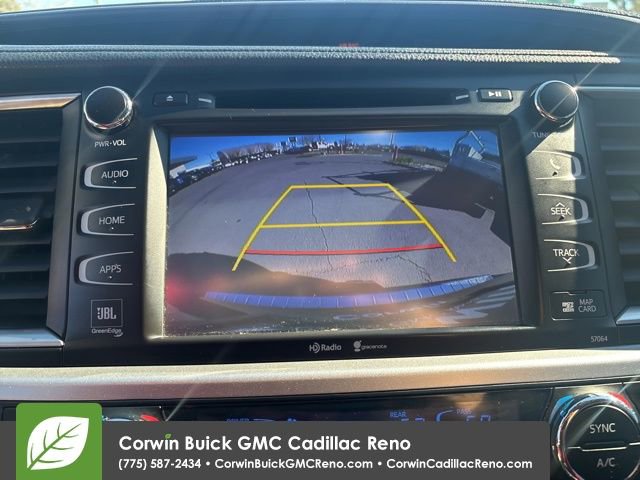 Used 2015 Toyota Highlander Limited w/ Driver Technology Package image 23