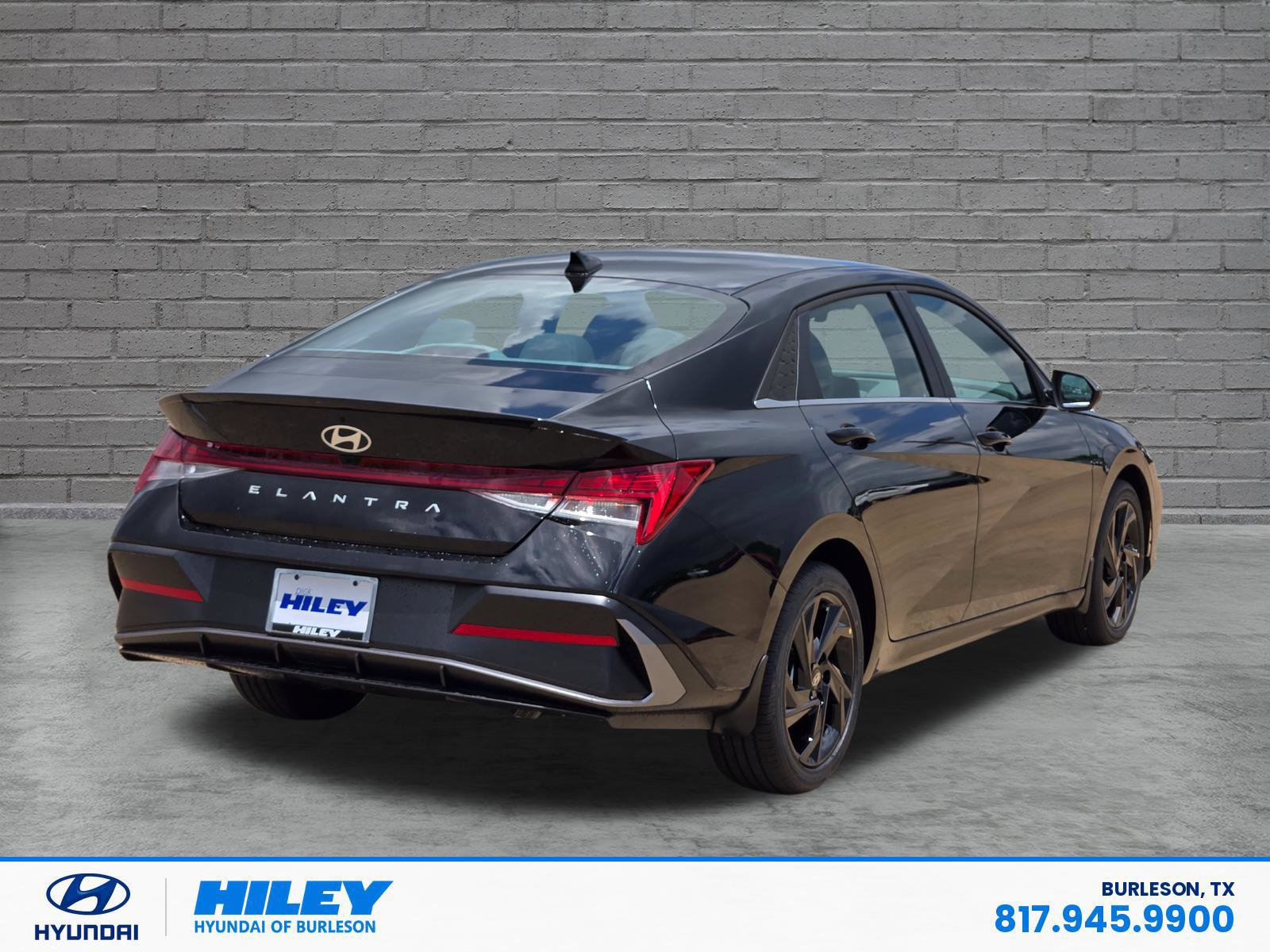 New 2026 Hyundai Elantra SEL Sport Premium FWD image 4