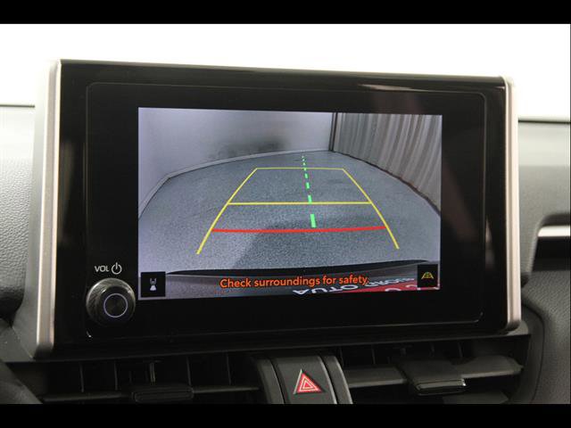 Used 2025 Toyota RAV4 XLE AWD/4WD image 14