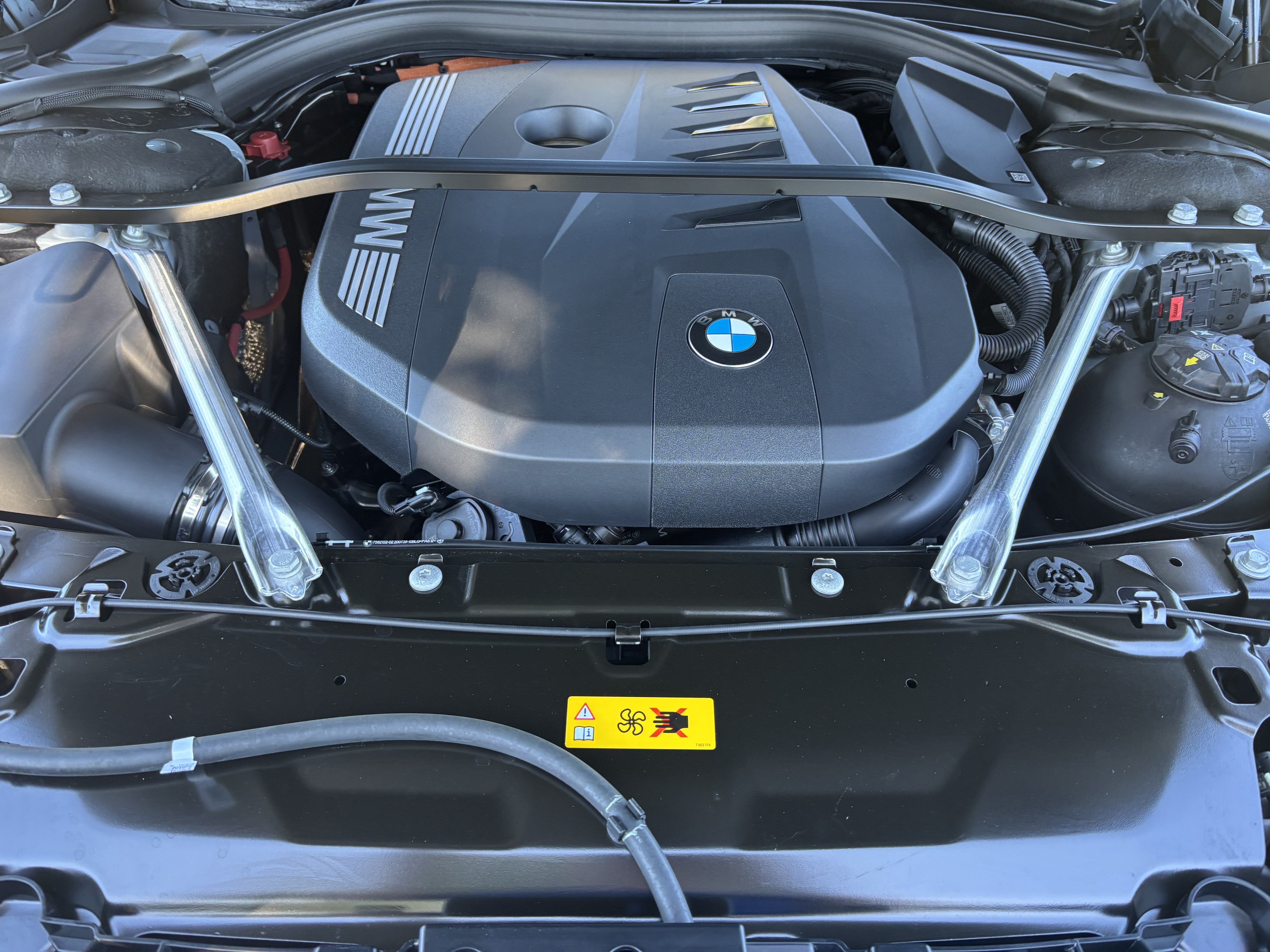 Certified 2024 BMW 750e xDrive w/ Executive Package AWD/4WD image 36