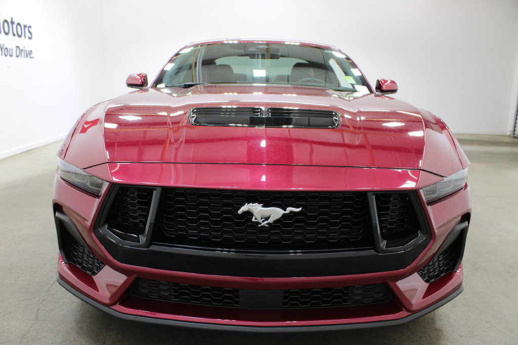 Used 2025 Ford Mustang GT Premium RWD image 7