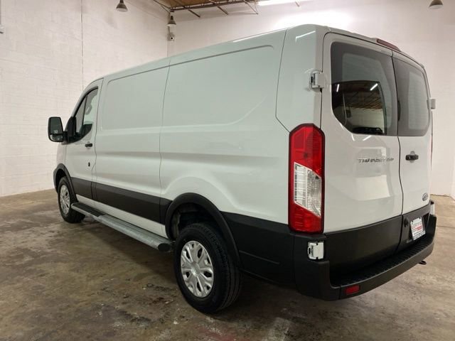 Used 2024 Ford Transit 250 Low Roof w/ Exterior Upgrade Package RWD image 3