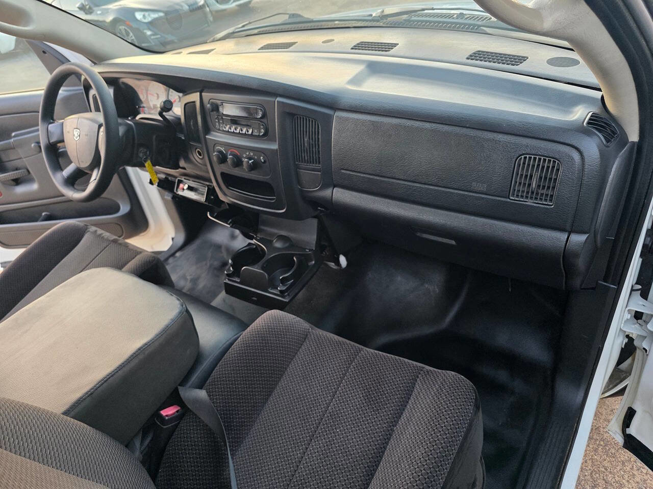 Used 2005 Dodge Ram 3500 Truck ST image 32