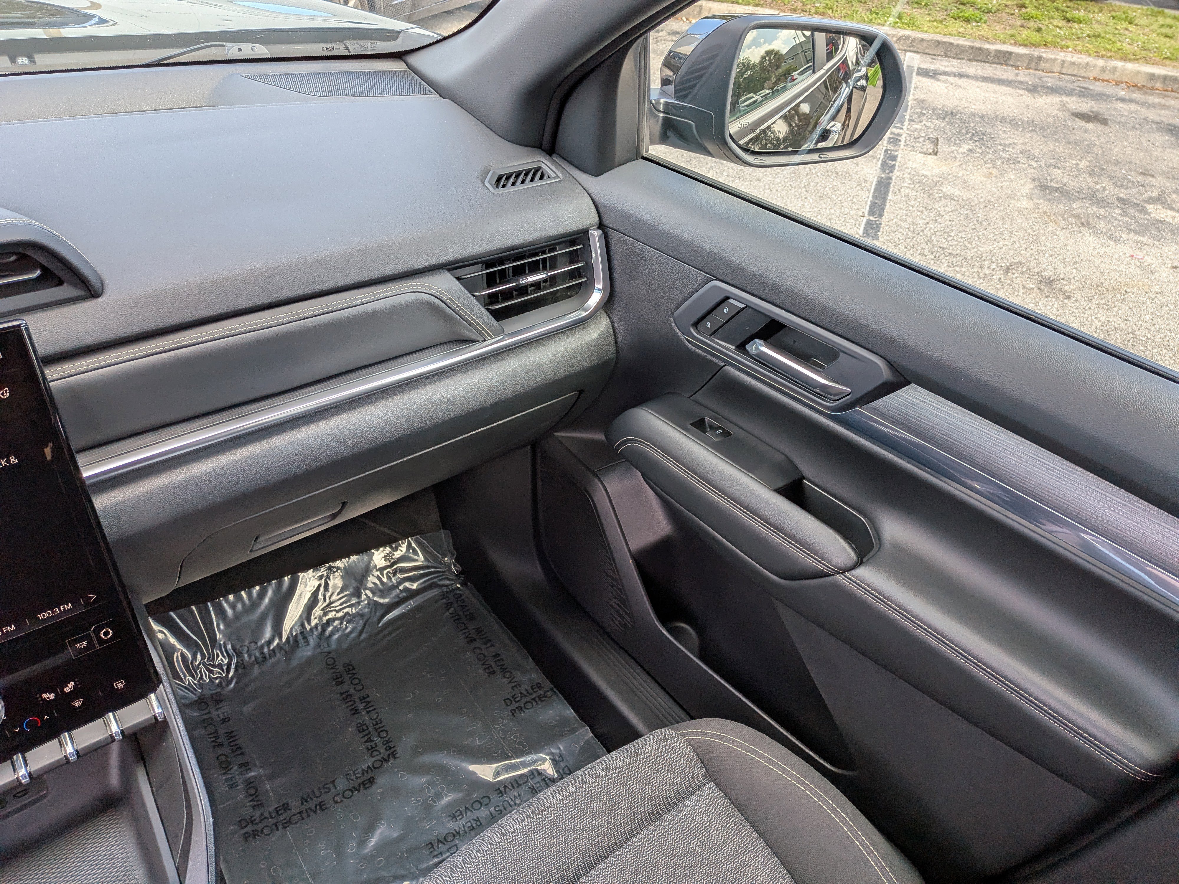 Used 2025 GMC Terrain Elevation FWD image 19
