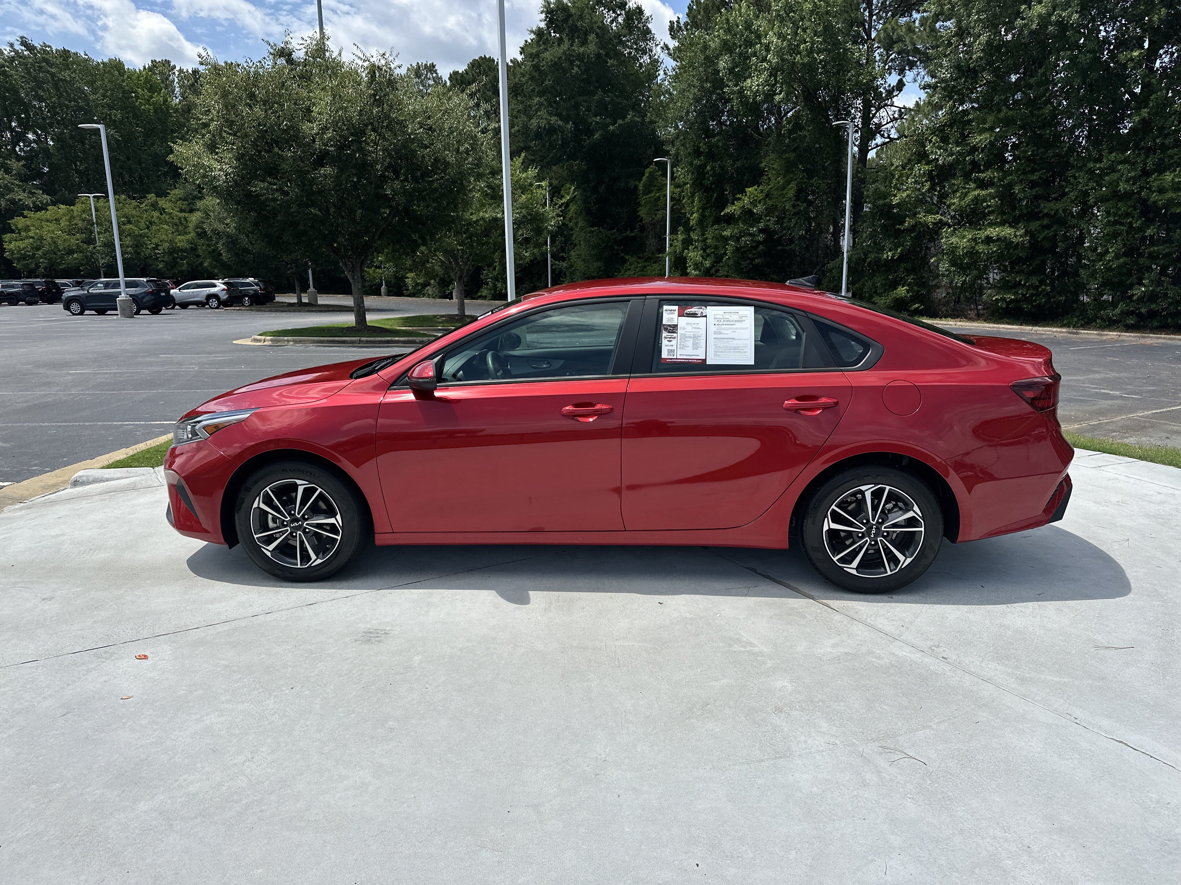 Used 2024 Kia Forte LXS w/ LXS Technology Package FWD image 7