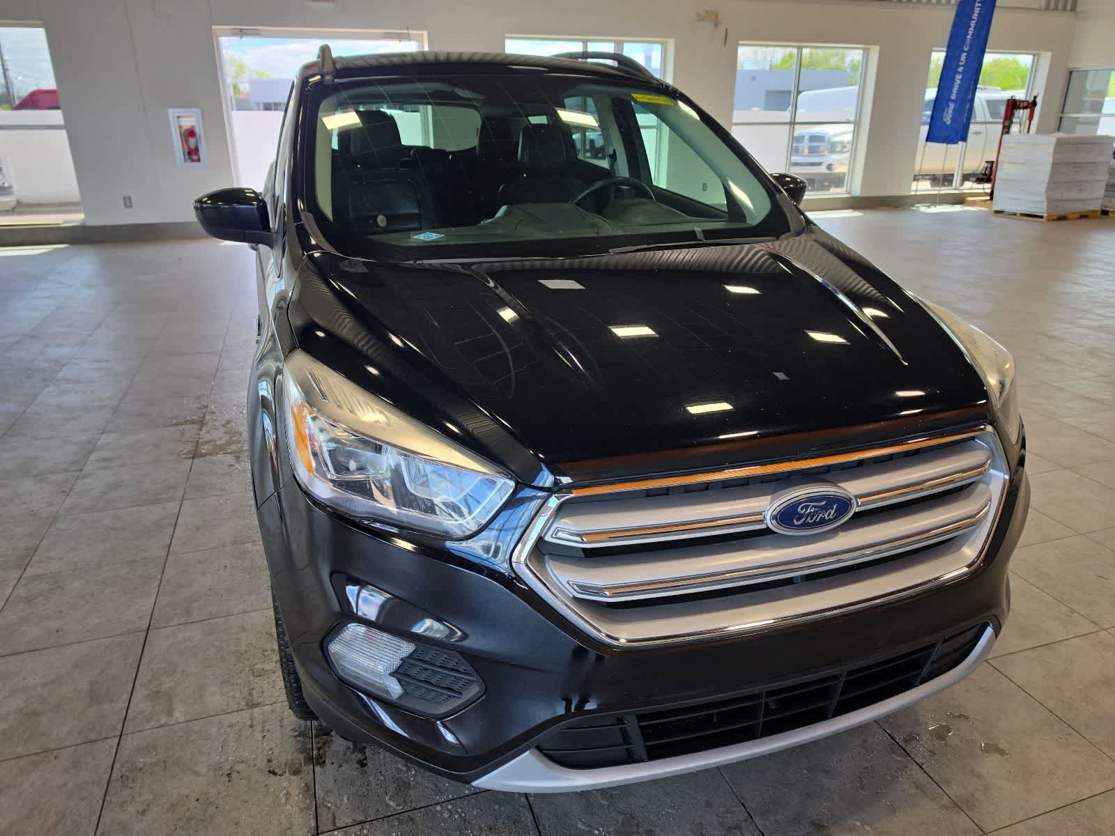 Used 2018 Ford Escape SEL AWD/4WD image 4