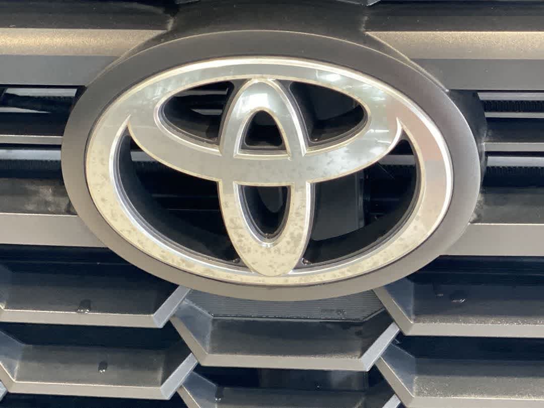 Certified 2024 Toyota Tacoma TRD Sport AWD/4WD image 10