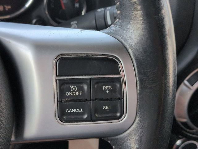 Used 2016 Jeep Wrangler Unlimited Rubicon AWD/4WD image 22