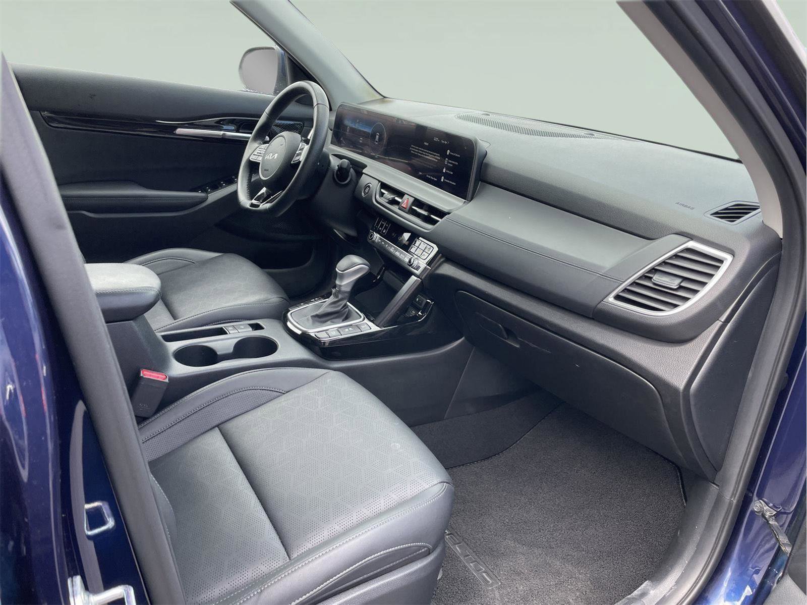 Used 2024 Kia Seltos SX w/ SX Sunroof Package AWD/4WD image 21