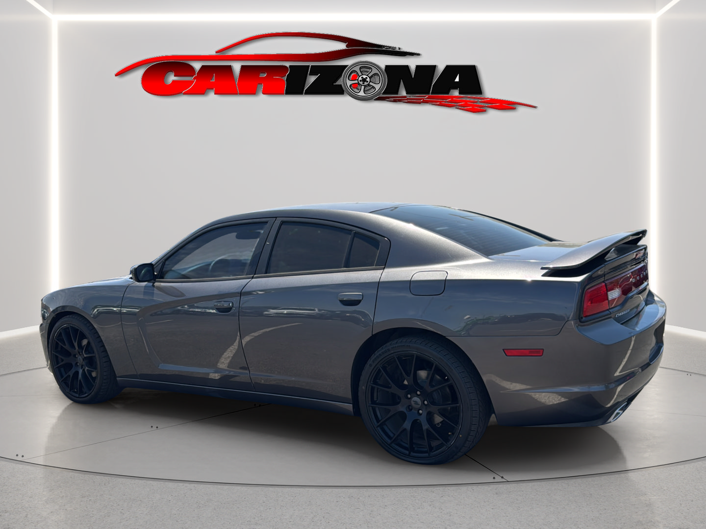 Used 2014 Dodge Charger SE RWD image 9