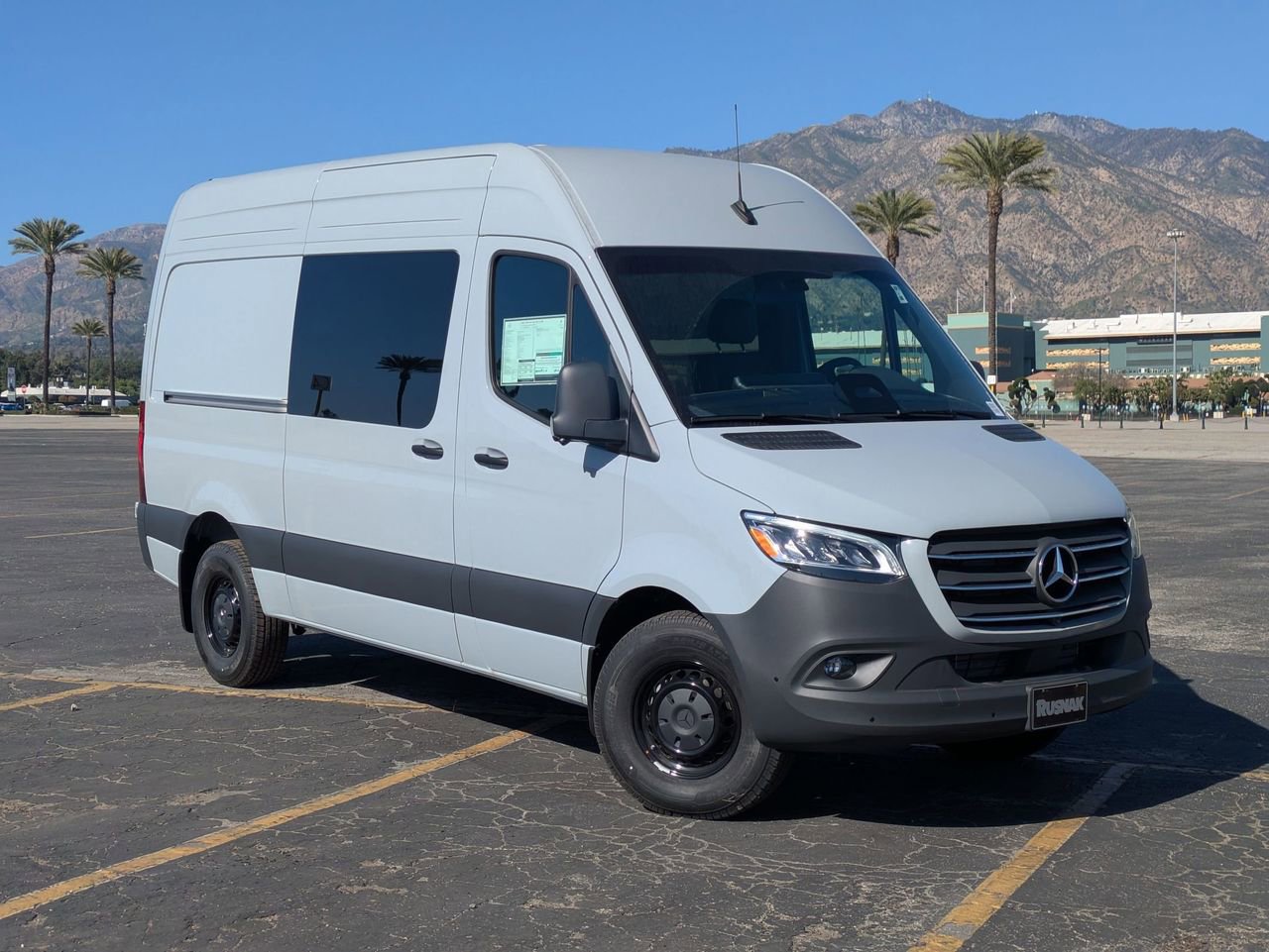 New 2025 Mercedes-Benz Sprinter 2500 image 1