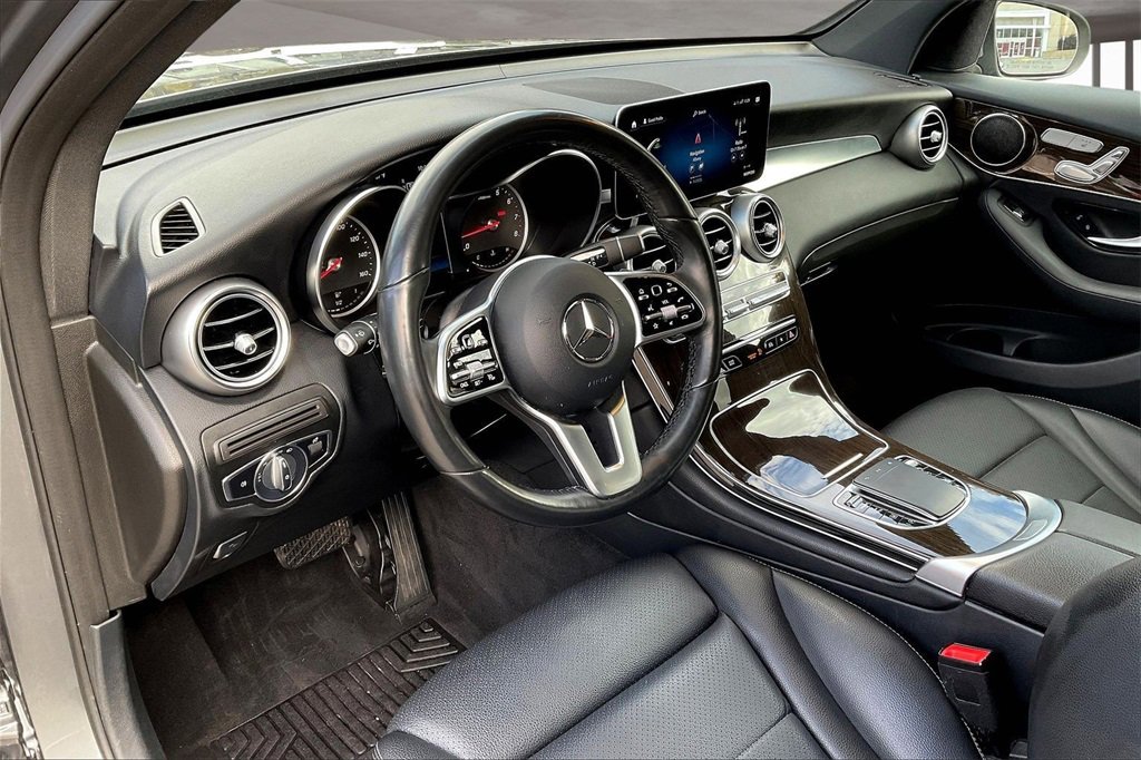 Used 2021 Mercedes-Benz GLC 300 4MATIC image 14