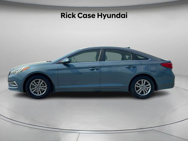 Used 2015 Hyundai Sonata SE w/ Option Group 09 image 3