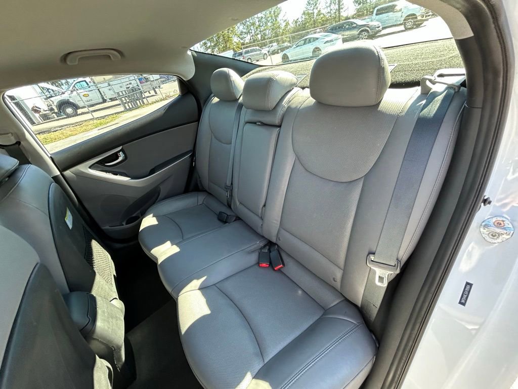 Used 2016 Hyundai Elantra Limited image 15