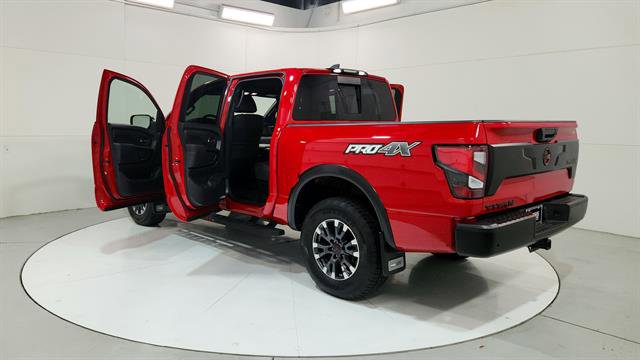 Used 2024 Nissan Titan PRO-4X w/ Off Road Protection Package image 10