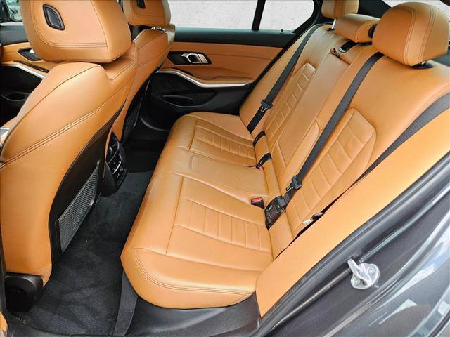 Used 2020 BMW 330i xDrive Sedan w/ Convenience Package AWD/4WD image 19