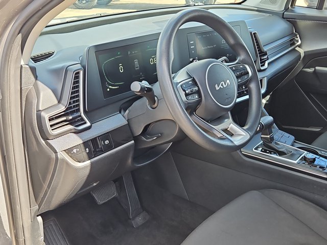 Used 2024 Kia Sportage LX FWD image 10